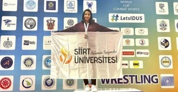 Siirt Üniversitesi Öğrencisi Zehra Demirhan Dünya Güreş Şampiyonasında 3. Oldu