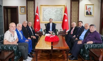 Siirt Valisi Kızılkaya, Kültür Elçileri Derneği İle Bir Araya Geldi