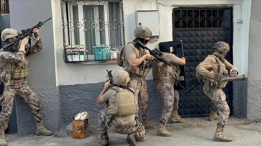 Siirt ve 18 İlde &quot;GÜRZ-30&quot; Operasyonu: 40 Şüpheli Yakalandı