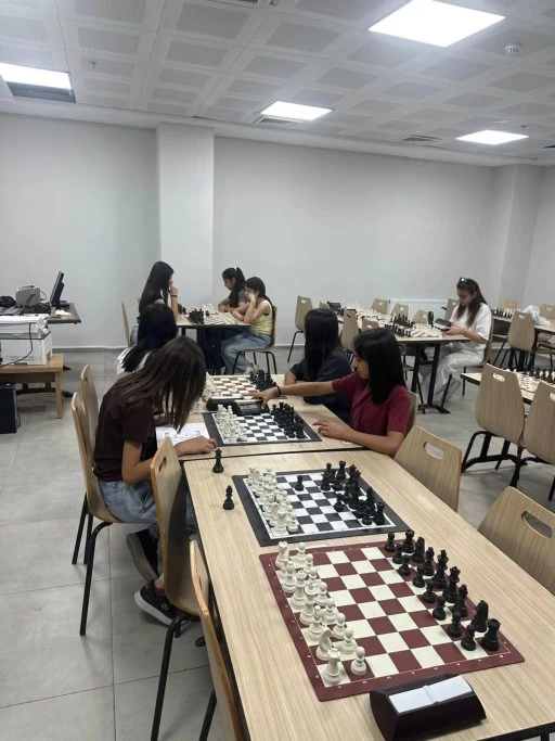 Siirtli Çocuklar Satrançta Yarıştı