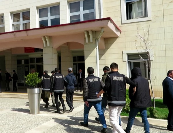 Siirt'te çok sayıda suça karışan 4 kişi tutuklandı
