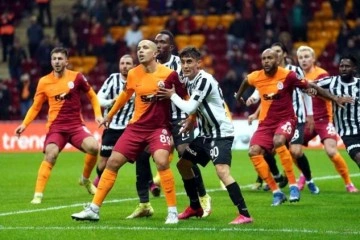 Spor Toto Süper Lig: Galatasaray: 1 Altay: 1 (İlk yarı)
