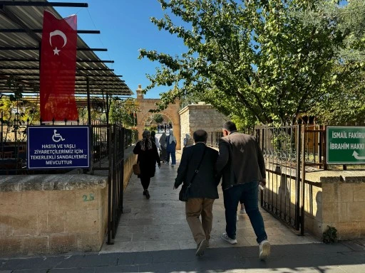 Siirt'in Manevi Mekanlarına Yoğun Ziyaretçi İlgisi