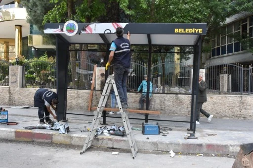Toplu Ulaşım Durakları Yenileniyor