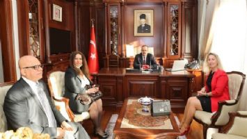 TUMEF Bursa İl Başkanlığı&#039;ndan Vali Canbolat&#039;a ziyaret