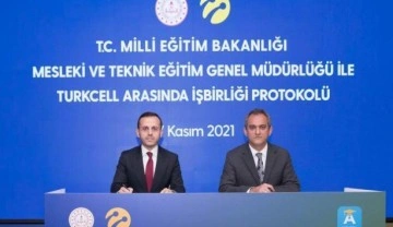 Turkcell ve MEB'den gençlere yazılımcı olma fırsatı