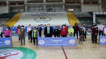 Türkiye&#039;de sporun altyapısı oluşturuluyor