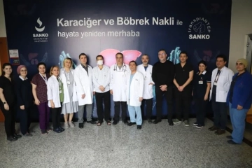 Üç damar bypass ve organ nakli ameliyatı eş zamanlı yapıldı