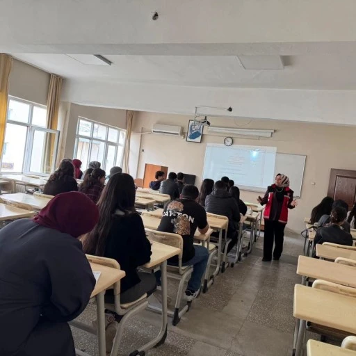 Üniversite Öğrencilerine Evlilik Öncesi Eğitim