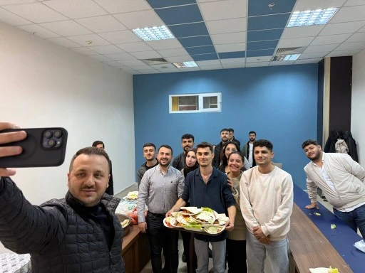 &Uuml;niversiteli Gen&ccedil;lerle Motivasyon Buluşması