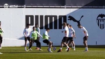 Valencia 2021-22 İspanya Kral Kupası'nda Oynayacağı İlk Maçına Hazırlanıyor
