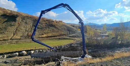 Vali Kızılkaya’nın Talimatıyla Başlatılan Ulaşım Projesi Pervari-Düğüncüler Köyü'nde Hayat Buluyor!