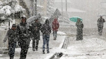 Valilik 16-21 Aralık için İstanbul'u uyarmıştı! Peki beklenen kar gelecek mi, işte yanıtı