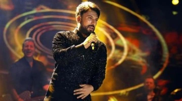 Yılbaşı Tarkan'ın gecesi oldu! Megastar, iki ilki birden yaşadı